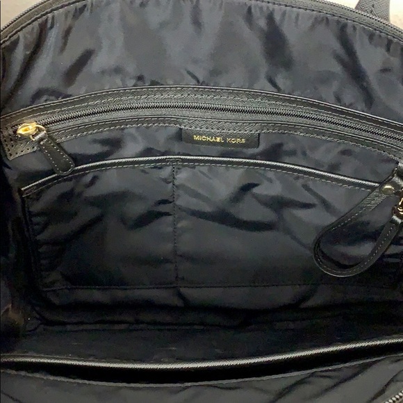 MICHAEL Michael Kors Kelsey Large Top-Zip Tote - Picture 3 of 4